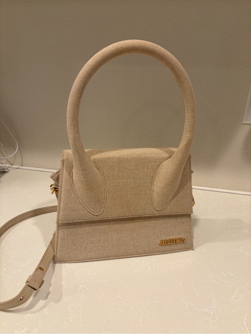 Jacquemus Linen Satchel in Beige - Picture 2 of 4